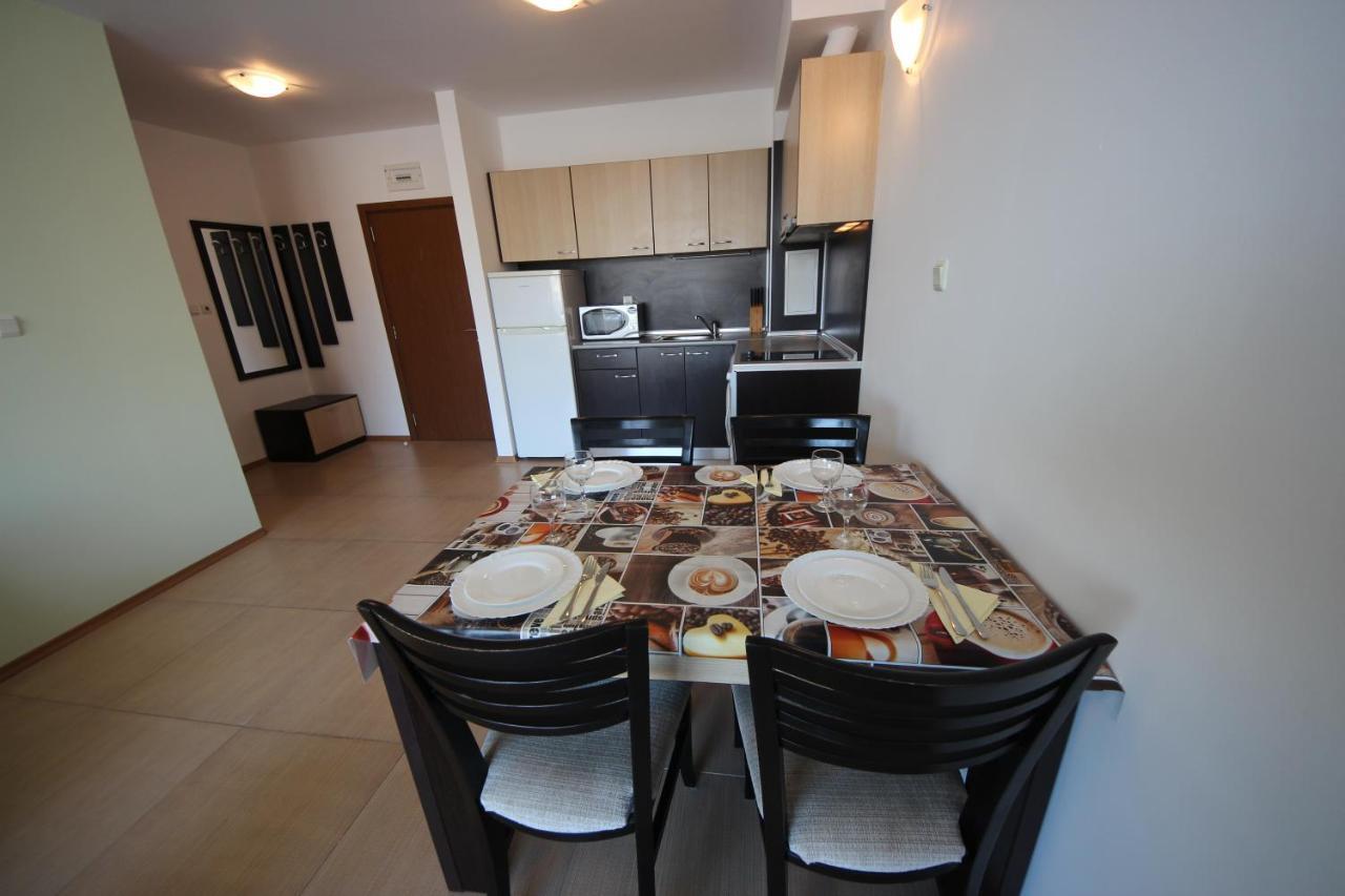 Menada Grand Kamelia Apartments Sunny Beach Quarto foto