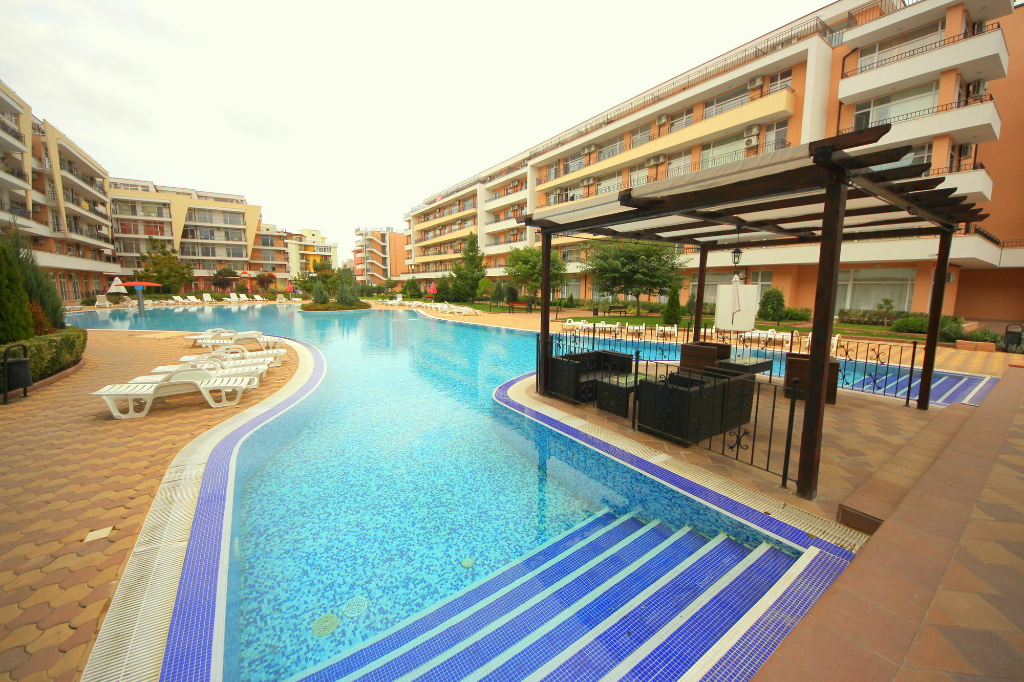 Menada Grand Kamelia Apartments Sunny Beach Exterior foto